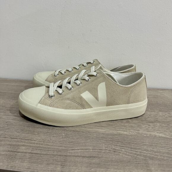 Veja Wata II Suede Low Top Round Toe Sneakers Tan / White Women's Size US 9 - Picture 3 of 8